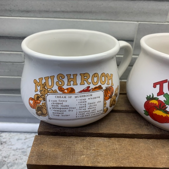 Set of Two Vintage Soup Bowls Tomato and Mushroom Soup - Picture 2 of 6